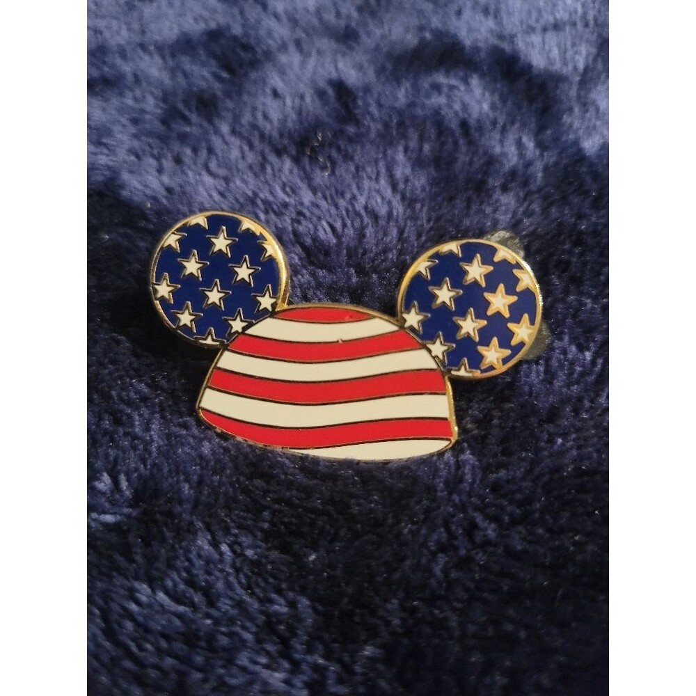 Vintage Disney Mickey Mouse Stars Stripes Ear Hat Patriotic Pin 46957